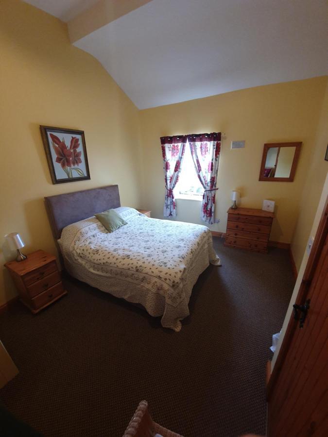 Slane Farm Hostel, Cottages And Camping Εξωτερικό φωτογραφία