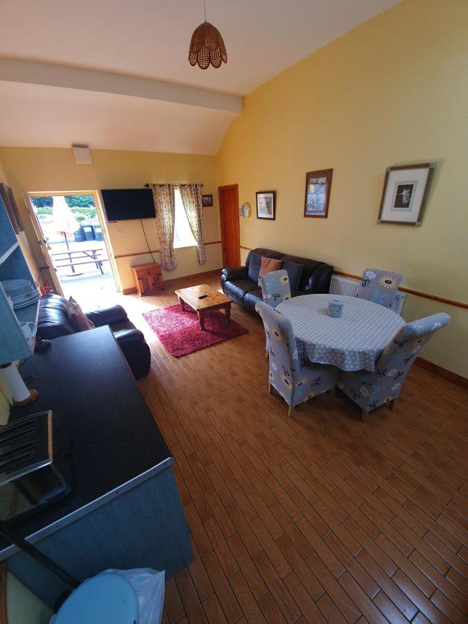 Slane Farm Hostel, Cottages And Camping Εξωτερικό φωτογραφία