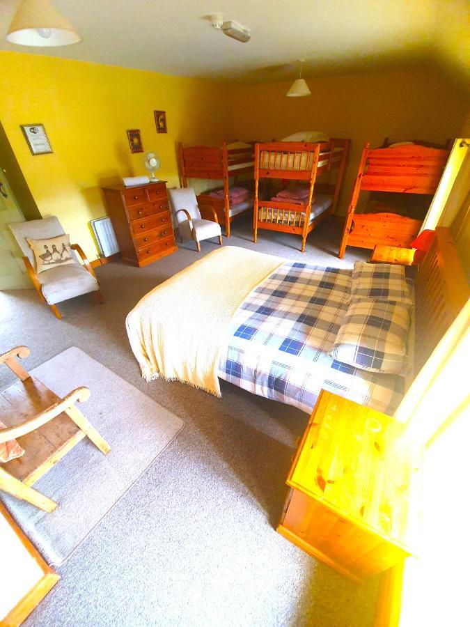 Slane Farm Hostel, Cottages And Camping Εξωτερικό φωτογραφία