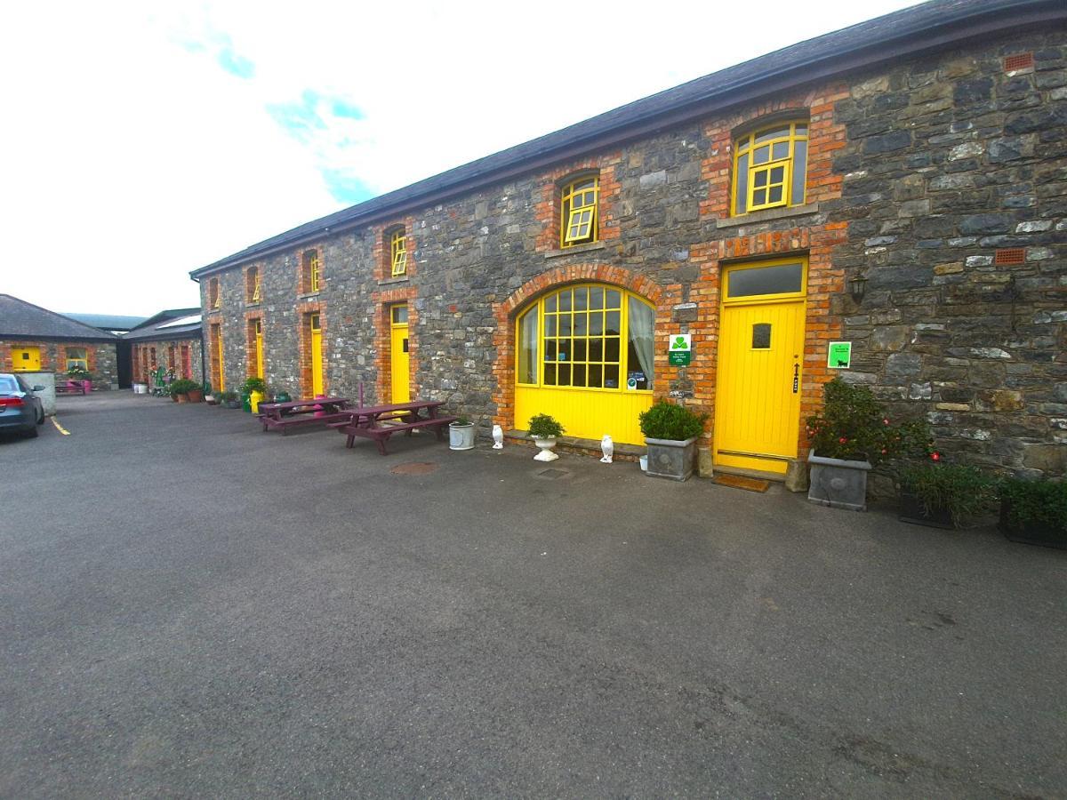 Slane Farm Hostel, Cottages And Camping Εξωτερικό φωτογραφία